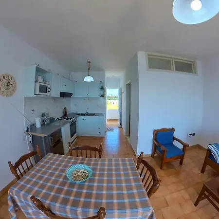 Daire Blue House - Sleeps 4 & Balcony *